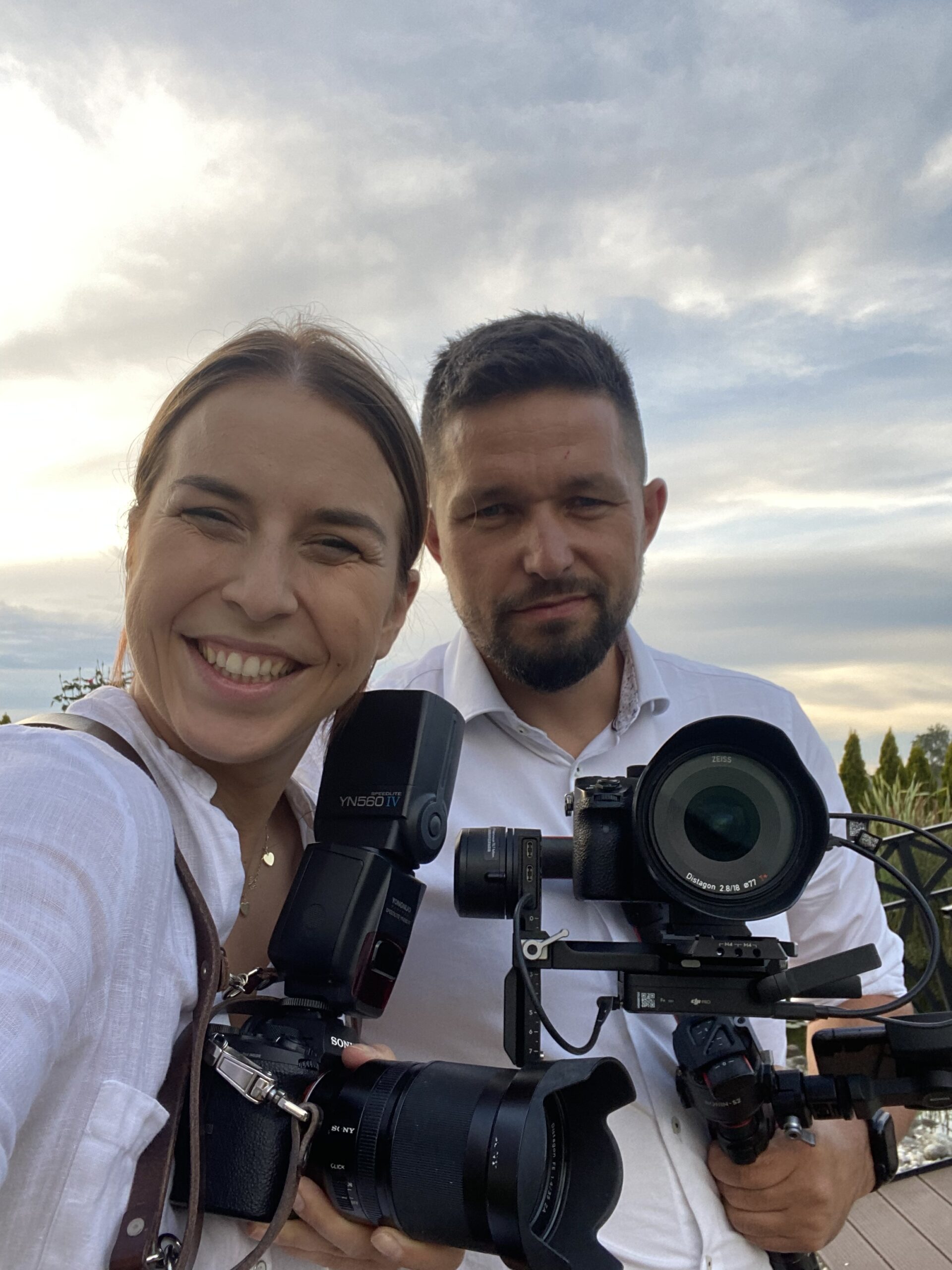 Para młoda podczas przysięgi – reportaż ślubny Śląsk